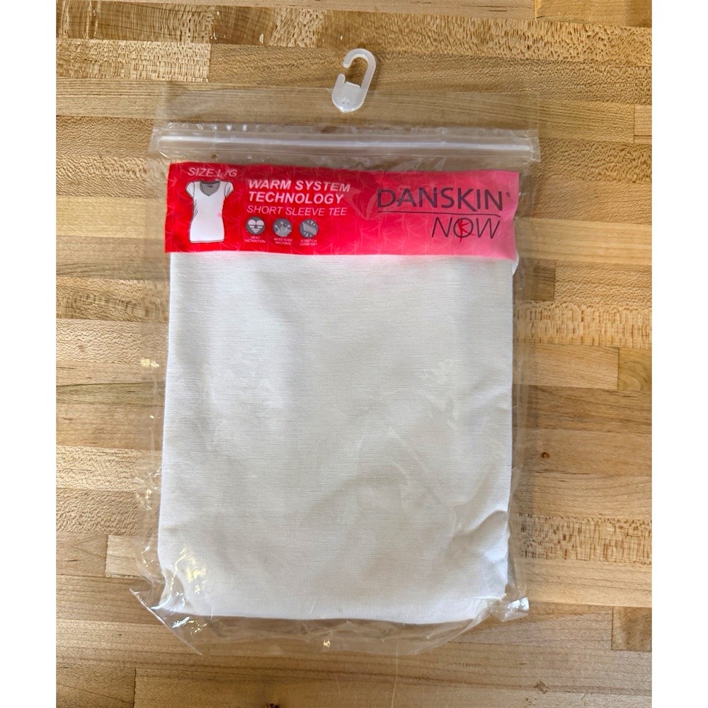 Danskin Now Warm System Tech Jersey Stretch Tee Scoop White L 12-14 34000353